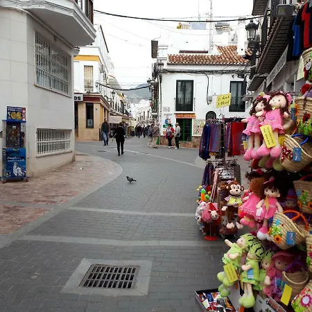 アパート Calle Antonio Millon ネルハ