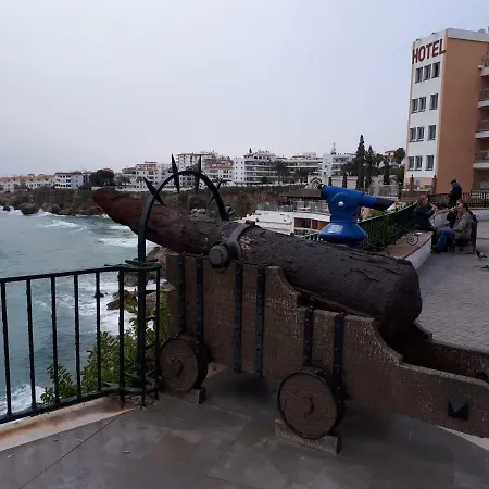 Calle Antonio Millon Apartment Nerja