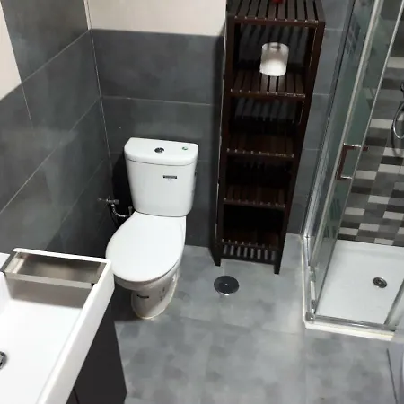 Calle Antonio Millon * נרחה