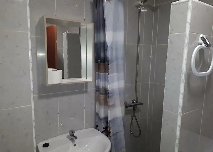 Calle Antonio Millon * نيرخا