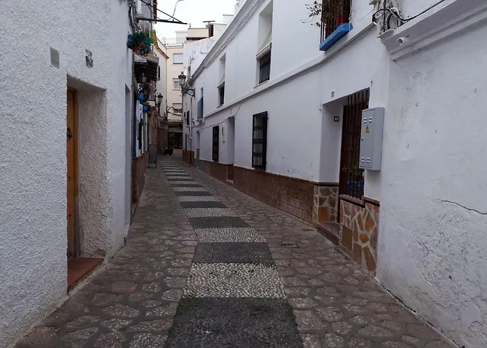 Calle Antonio Millon *